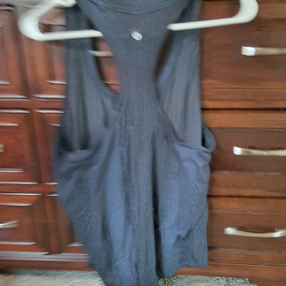 Navy blue Lululemon tank top - Picture 2 of 2